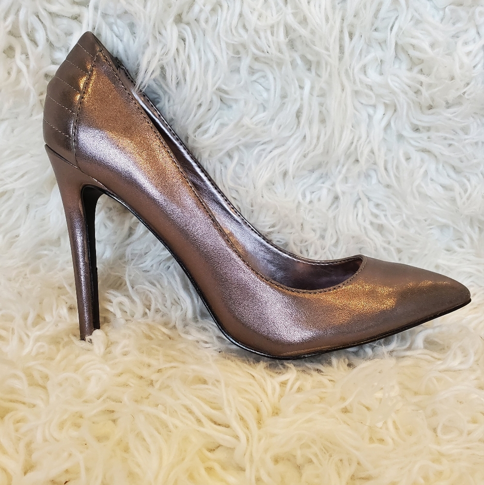 STEVE MADDEN|Womens Metallic point toe pumps| Size 7 - Picture 12 of 14